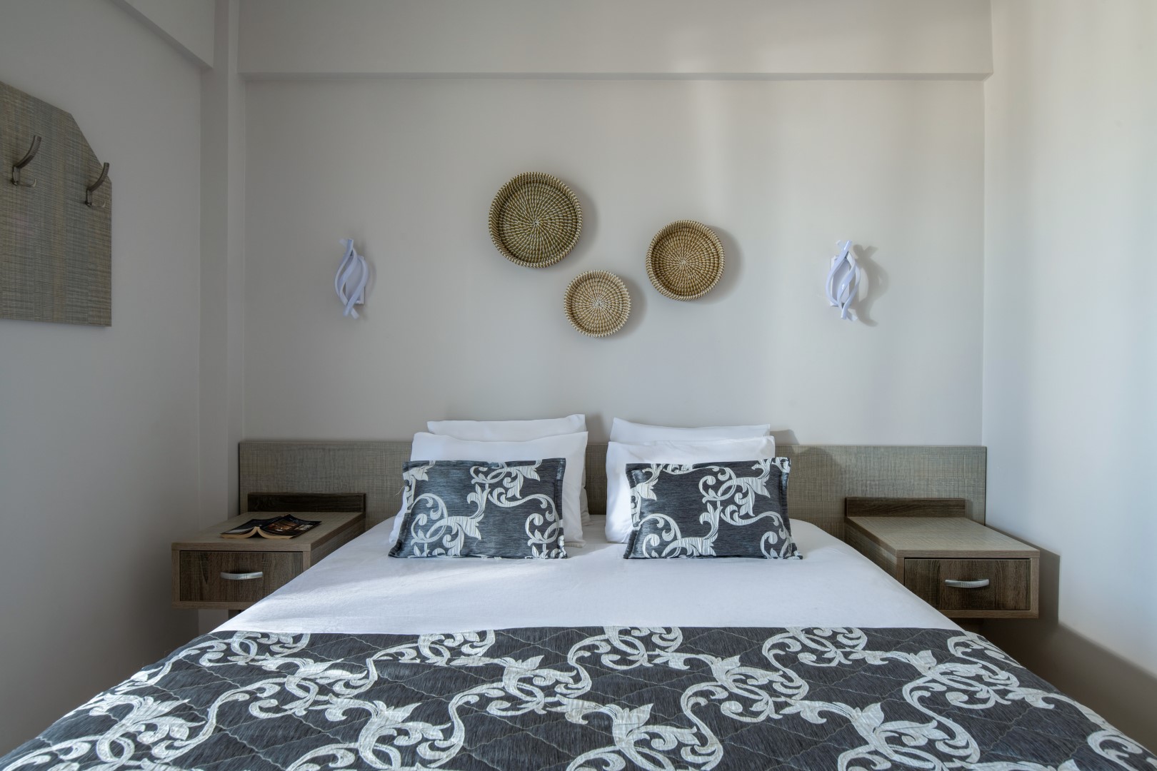 Superior Apartment (No. 02) – 1st Floor (Elevated Ground Floor) with Sea-View Balcony