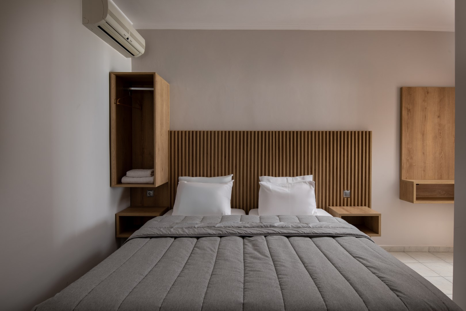 Superior Apartment (No. 08) – 2nd floor with Sea-View Balcony