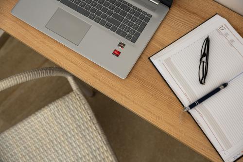 family_suite_a1_a806995