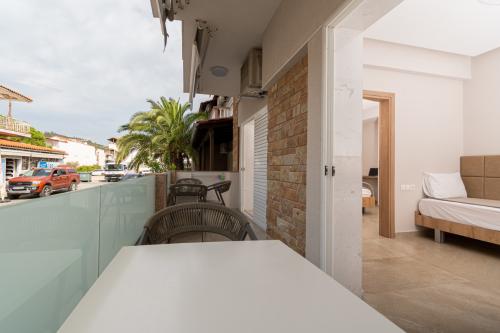 family_suite_a1_a8_8069