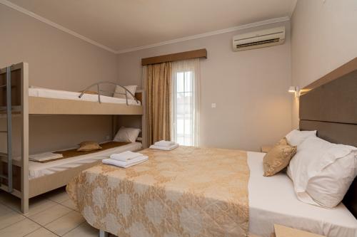 superior_qudruple_stno9_8344_