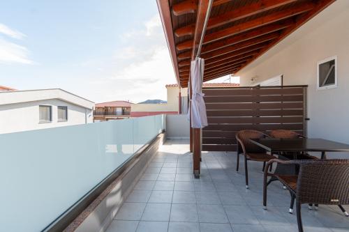 superior_qudruple_stno9_8375_